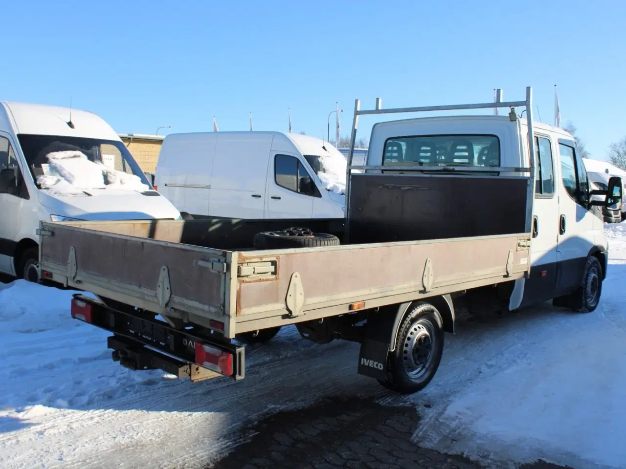 Billede 9 - Iveco Daily 3,0 35S18 Mandskabsvogn m/lad