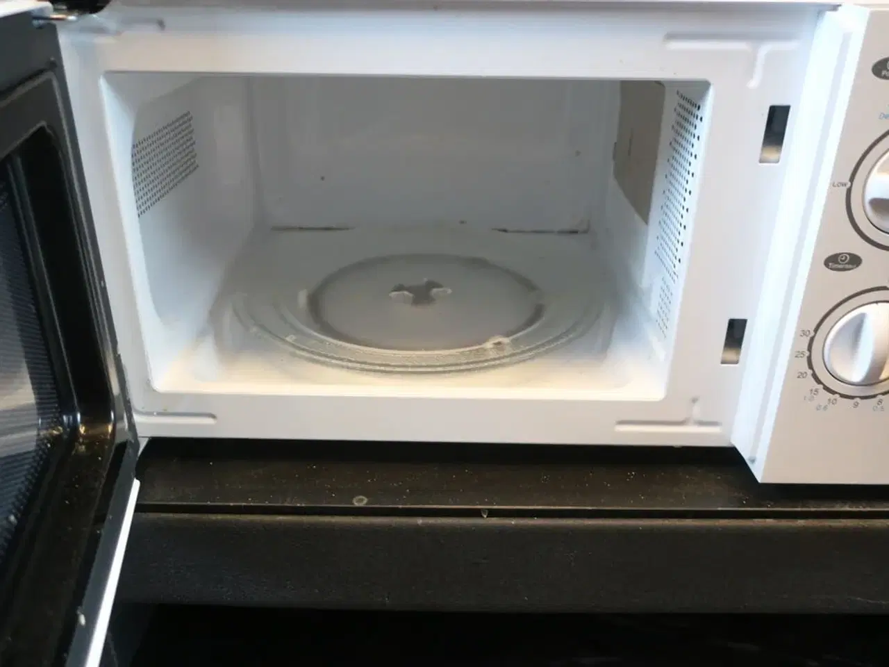 Billede 5 - Microovn LOGIK