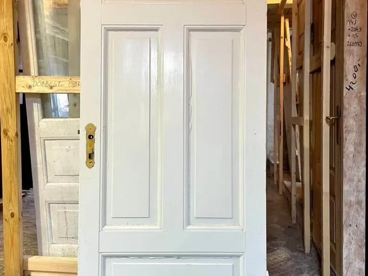 Billede 1 - Original fyldningsdør m. fire felter, u. karm