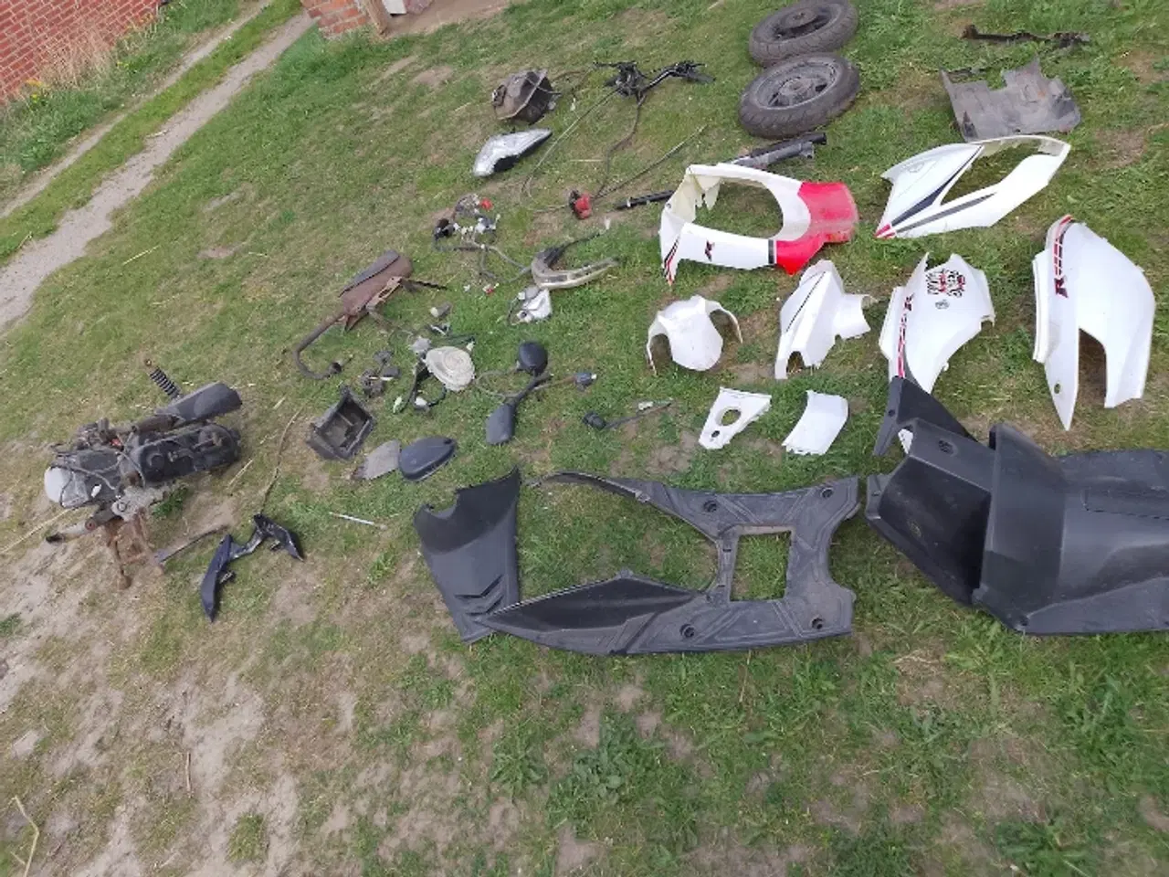 Billede 2 - Dele til vga explora sælges