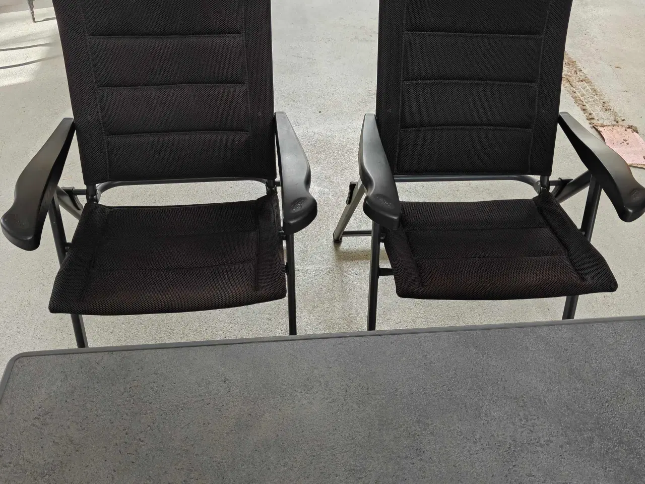 Billede 3 - 4 position stole + et bord 