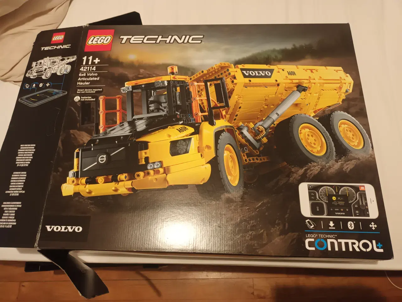 Billede 1 - LEGO Technic 42114 Sekshjulet Volvo-dumper