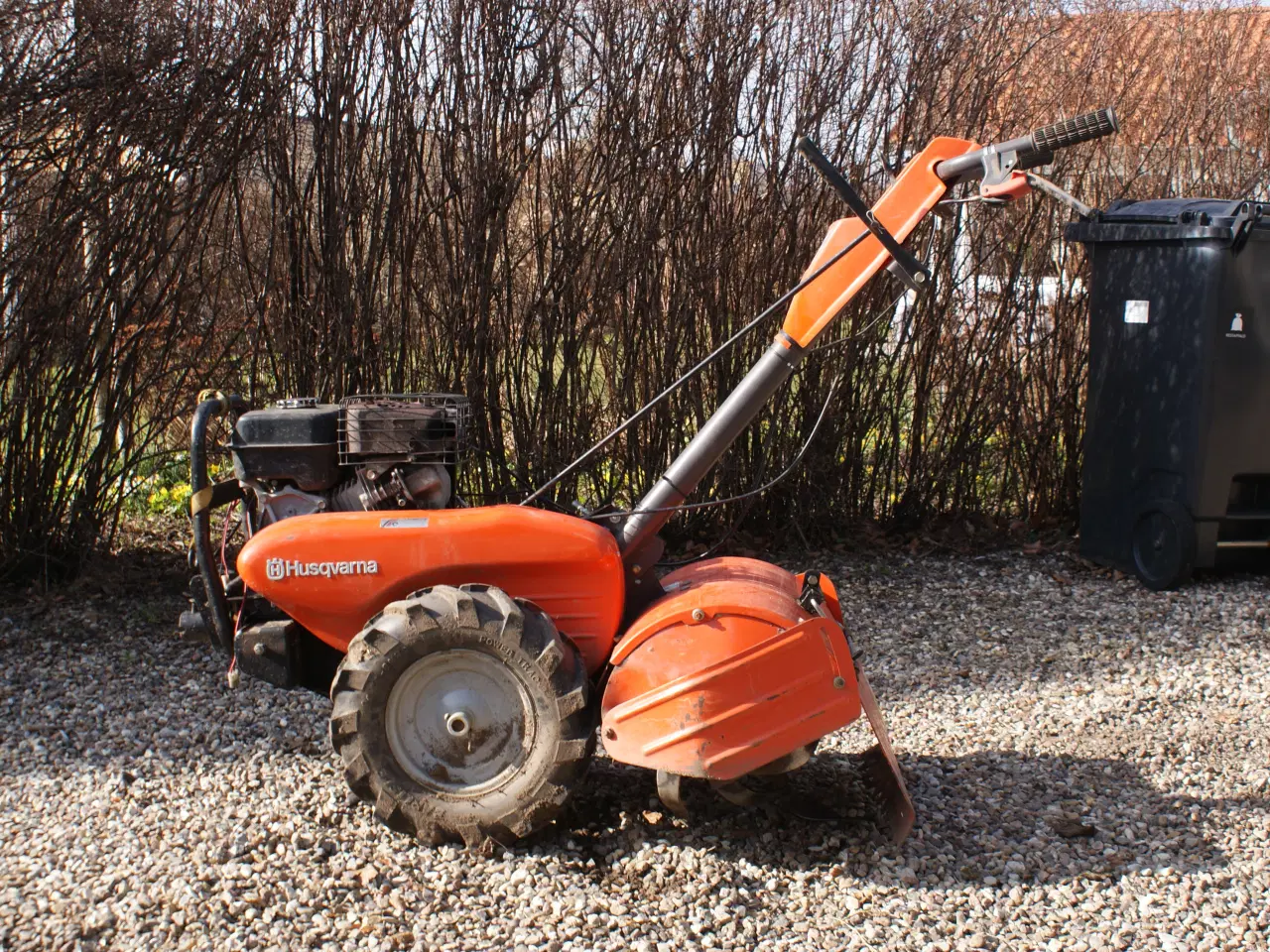 Billede 1 - Husqvarna fræser efterhængt