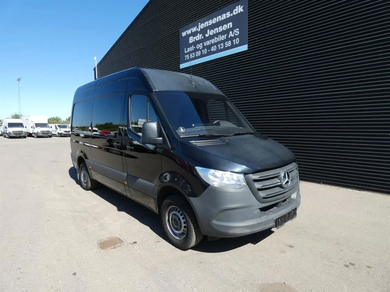 Billede 1 - Mercedes-Benz Sprinter 317 2,0 CDI A2 H2 RWD 9G-Tronic 170HK Van Aut.