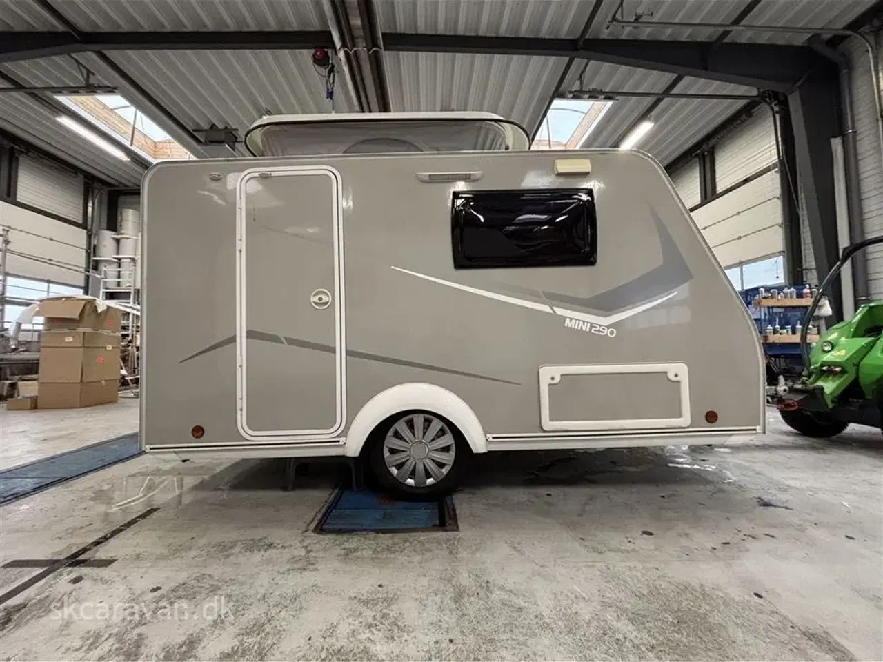 Billede 9 - 2022 - SILVER Mini Freestyle 290   Står som ny