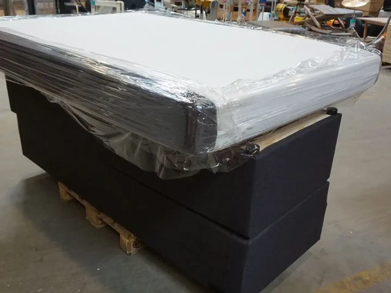 Billede 5 - Nordisk Fjer Aspen kontinentalseng 140x200 cm med sengegavl