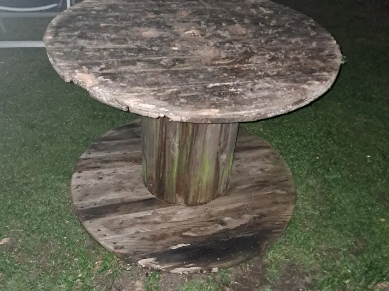 Billede 2 - Kabeltromle,vinbord,havebord