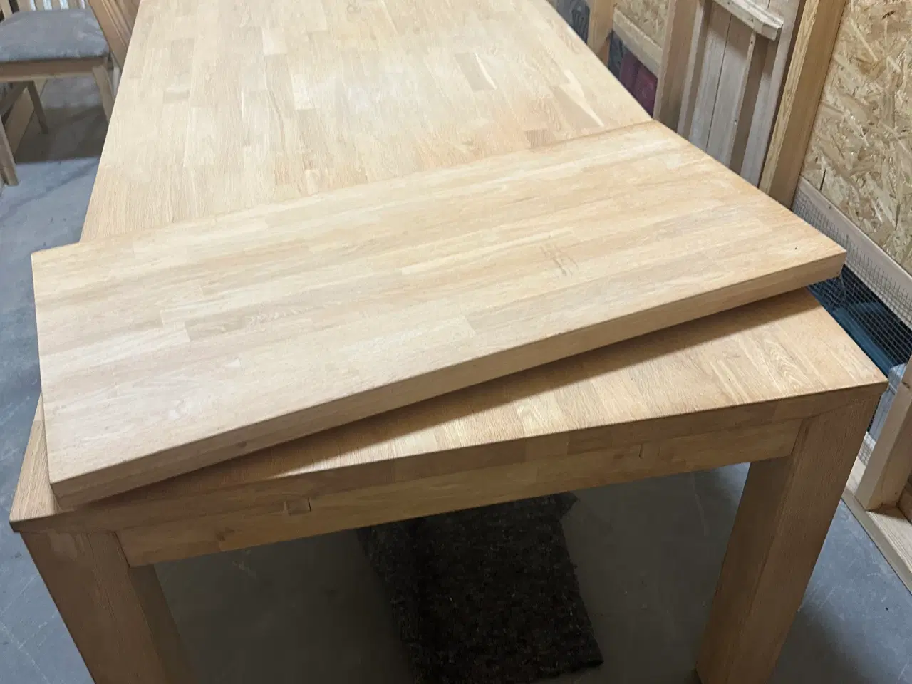 Billede 4 - Spisebord sæbebehandlet egetræ