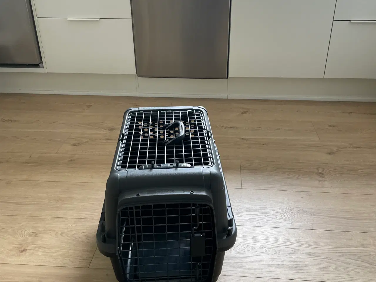 Billede 2 - Transportkasser til små hunde cirka 5 kg