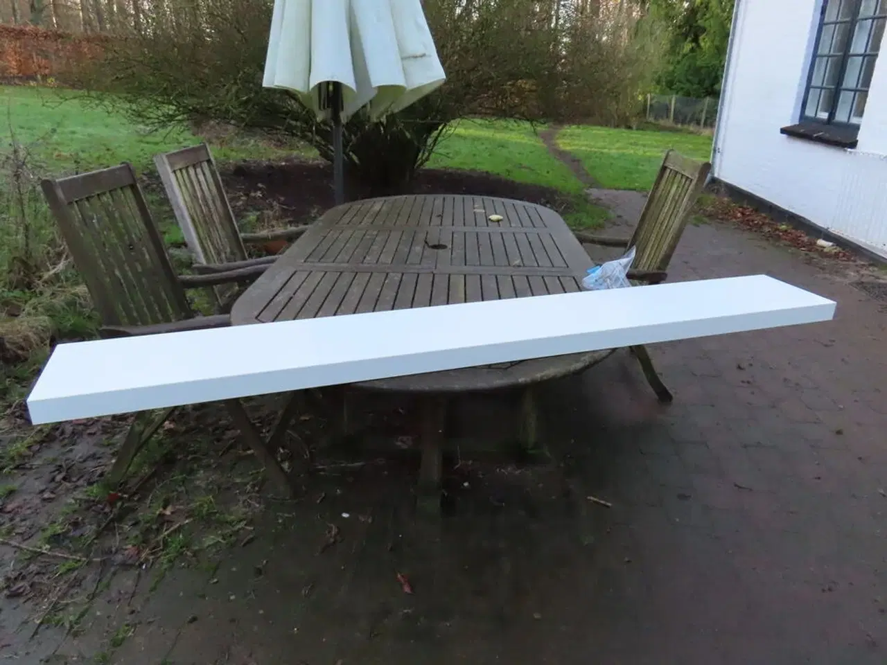 Billede 1 - Svævehylde, IKEA LACK