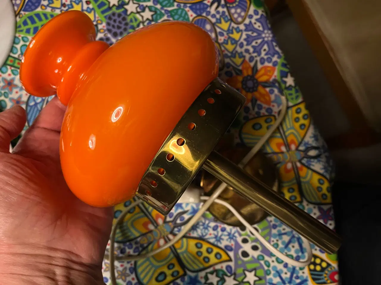 Billede 2 - Nydelig Retro-orange”messing” væglampe