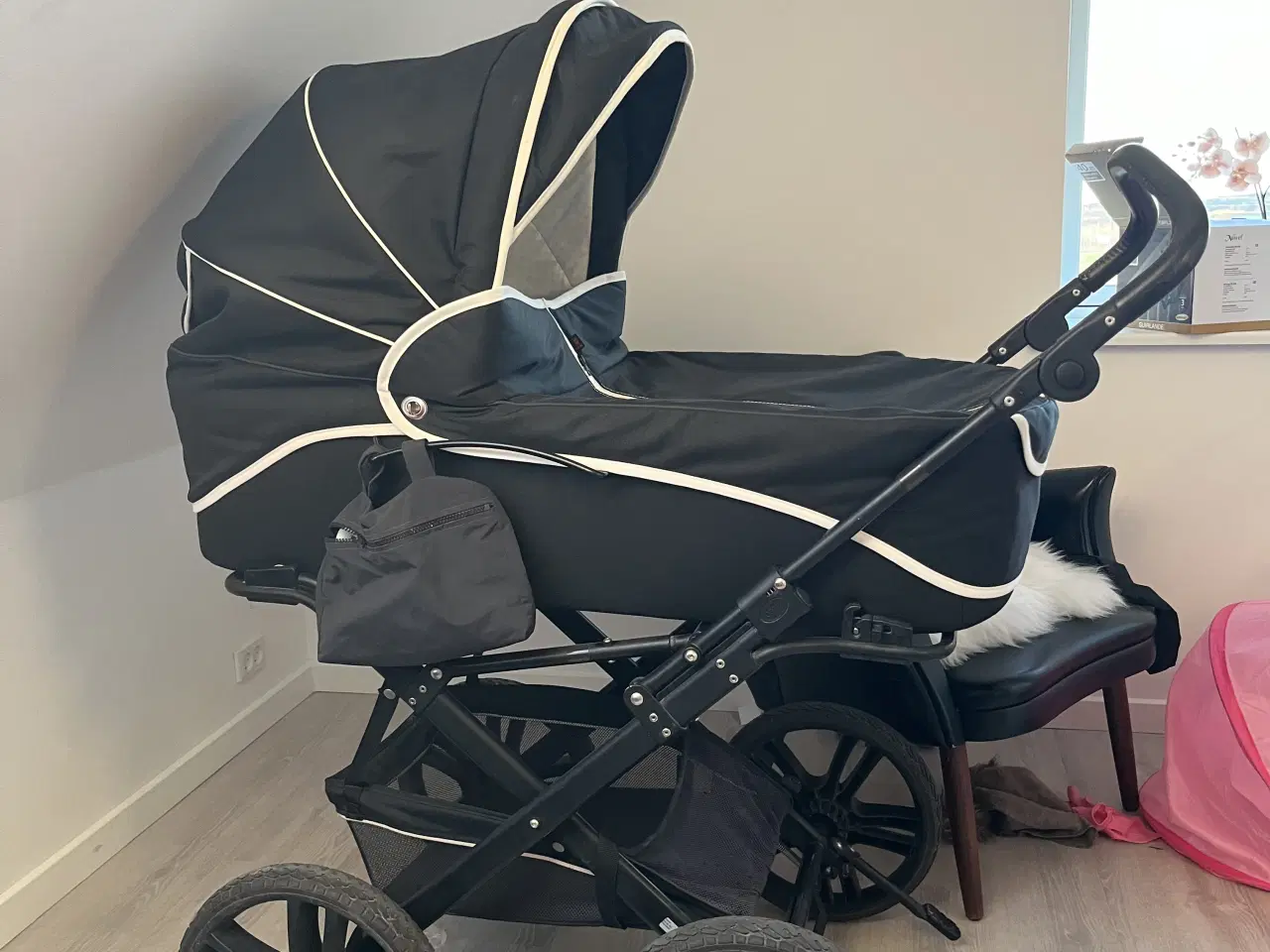 Billede 1 - Sparsomt brugt og velholdt odder