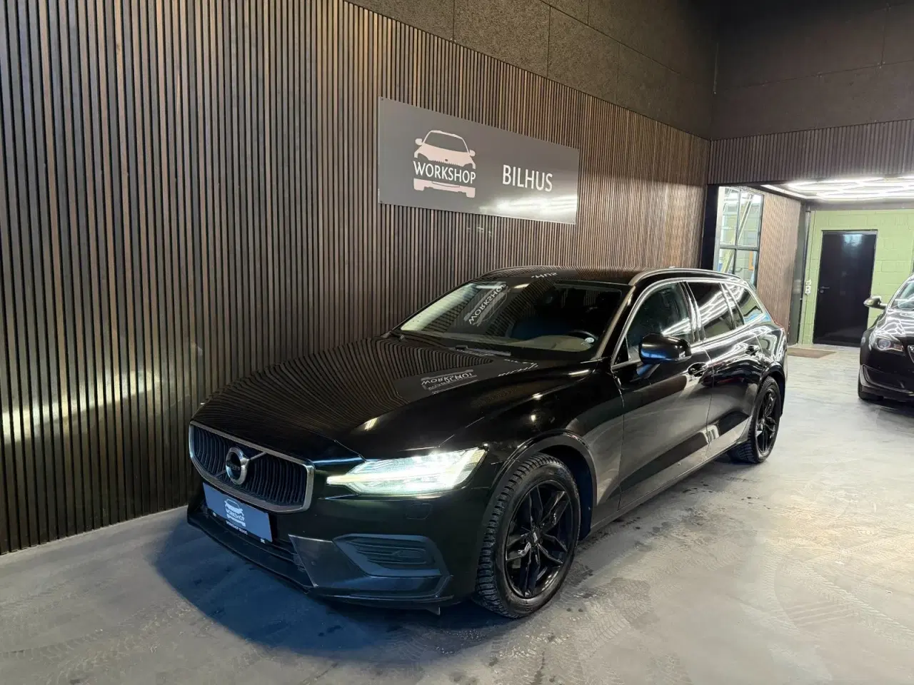 Billede 1 - Volvo V60 2,0 D4 190 Momentum aut.