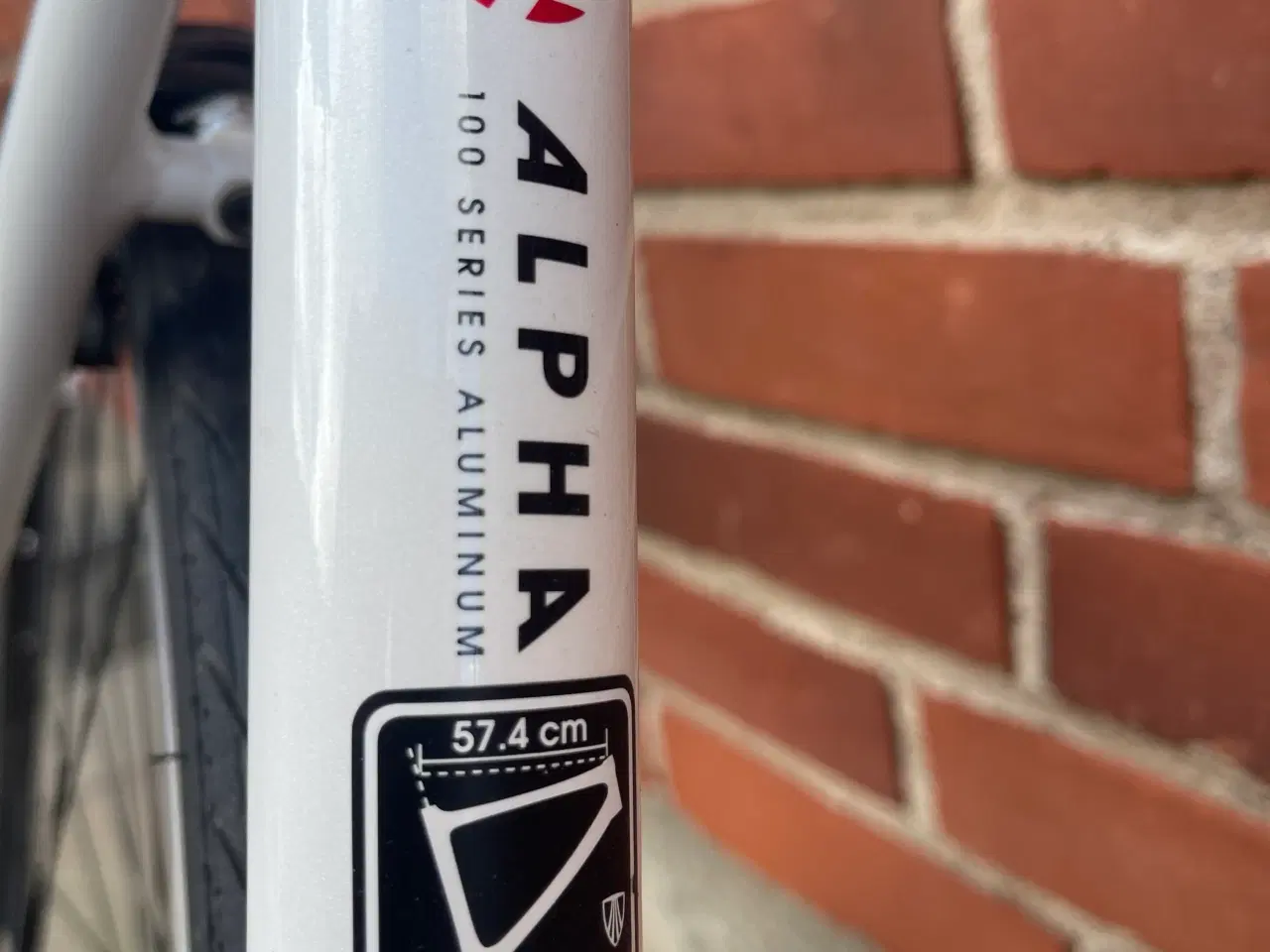 Billede 3 - Trek One Series 1.1 Racercykel