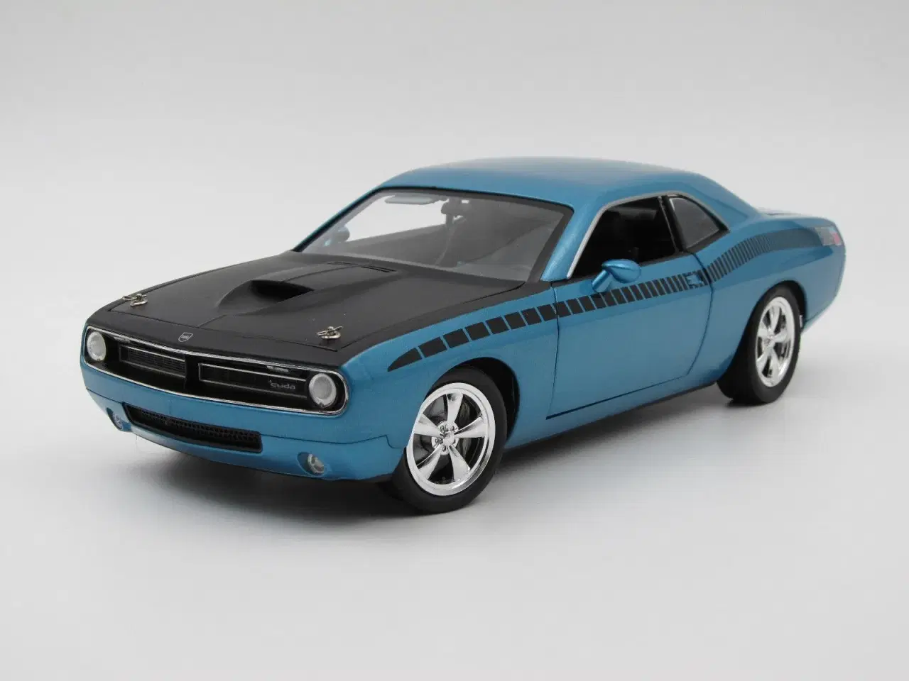 Billede 1 - 2010 Dodge Challenger SRT- 1:18 