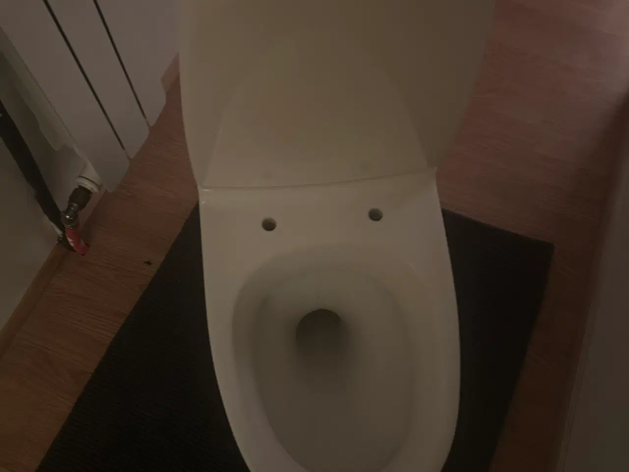 Billede 2 - Væghængt toilet