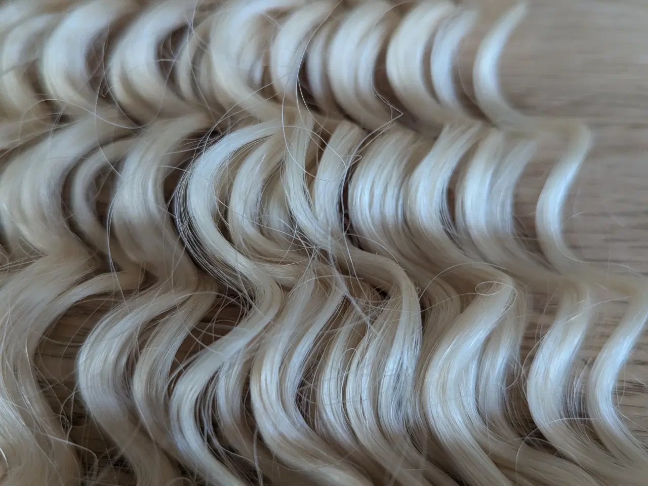 Billede 11 - Human hair 76 cm. Blond Deep wave.