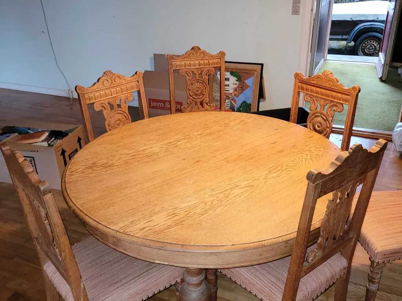 Billede 2 - Antik spisebord med 6 stole 