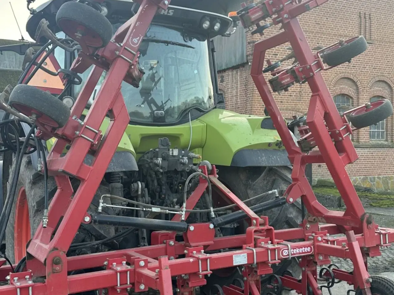 Billede 8 - Steketee 12 rækket. Der medføger plader til små afgrøder.