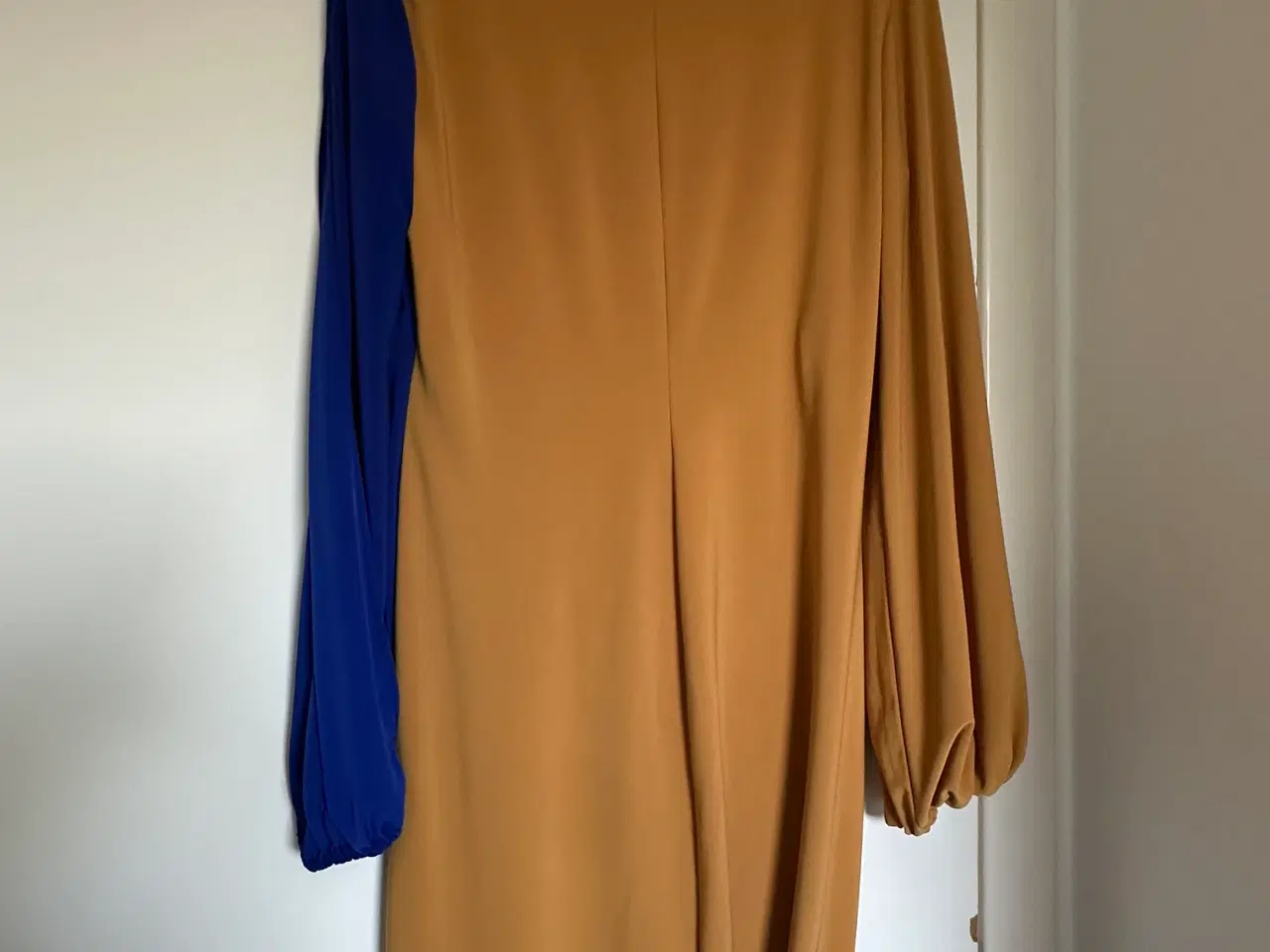 Billede 1 - Selskabskjole 