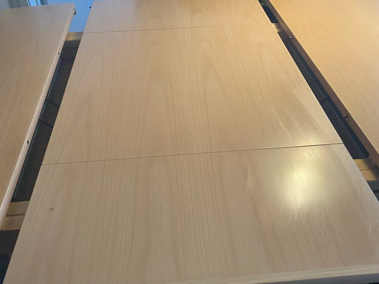 Billede 2 - Spisebord incl 4 stole