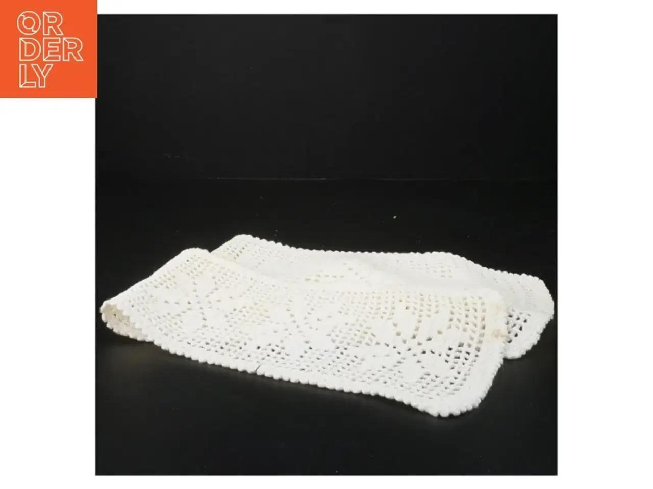 Billede 2 - Hæklet bordløber (str. 100x14 cm)