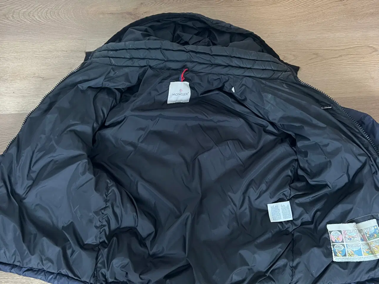 Billede 3 - Moncler jakke