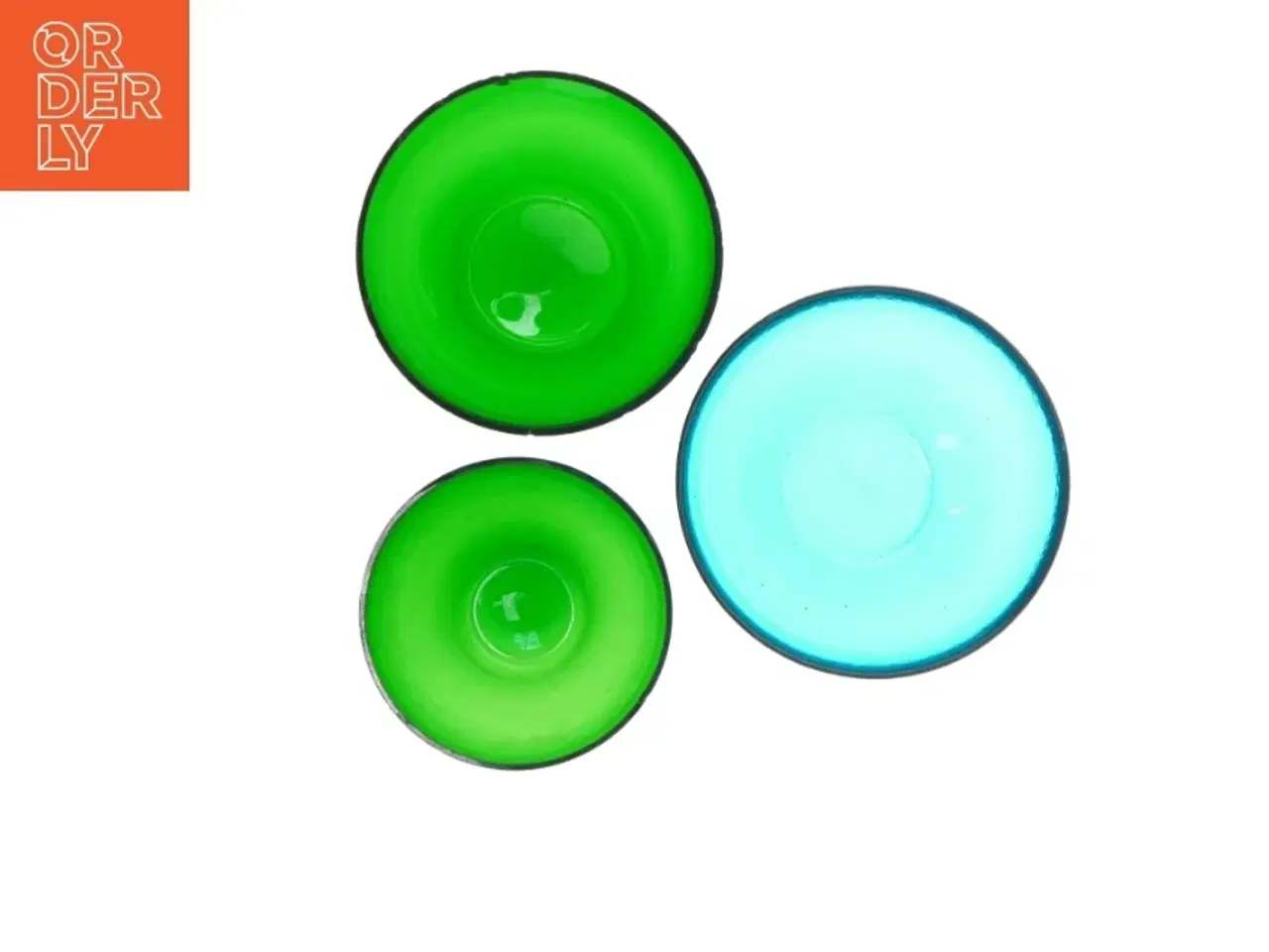 Billede 3 - Vintage Farvede glas skåle (str. Ø 15,5x8,5&ø18,5x8,5&ø20x8 cm)