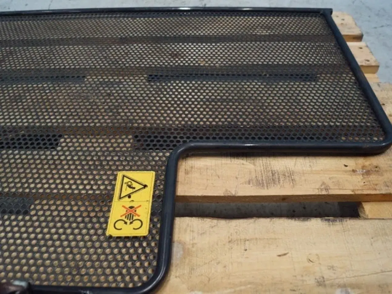 Billede 13 - Case 8010 Afskærmning 87566545
