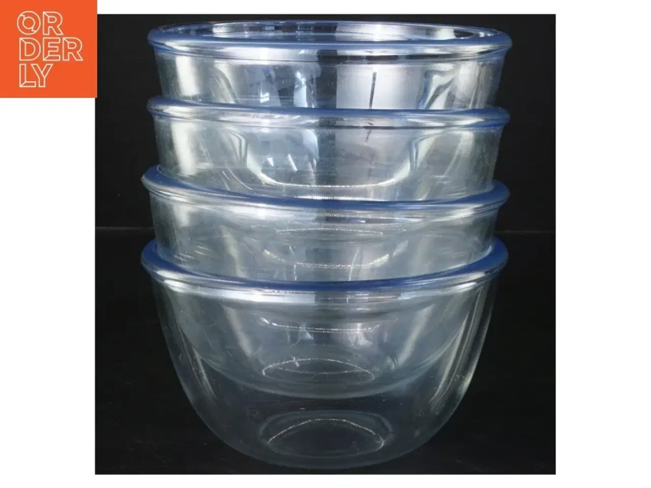 Billede 2 - Sæt af fire glas skåle (str. Ø 15x8 cm)