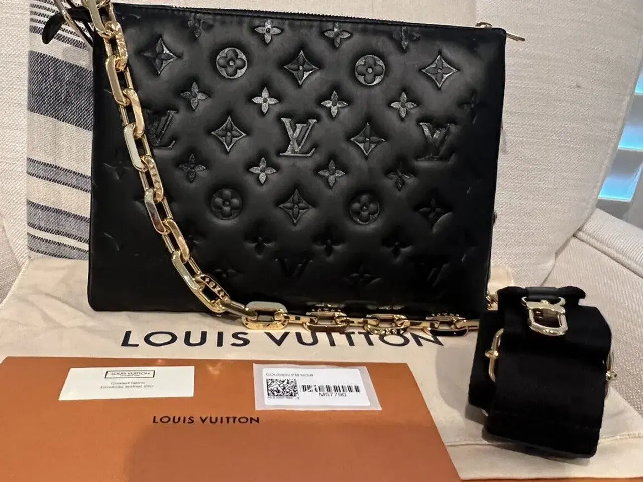Billede 1 - Louis Vuitton Cousin Watch Sort læder håndtaske
