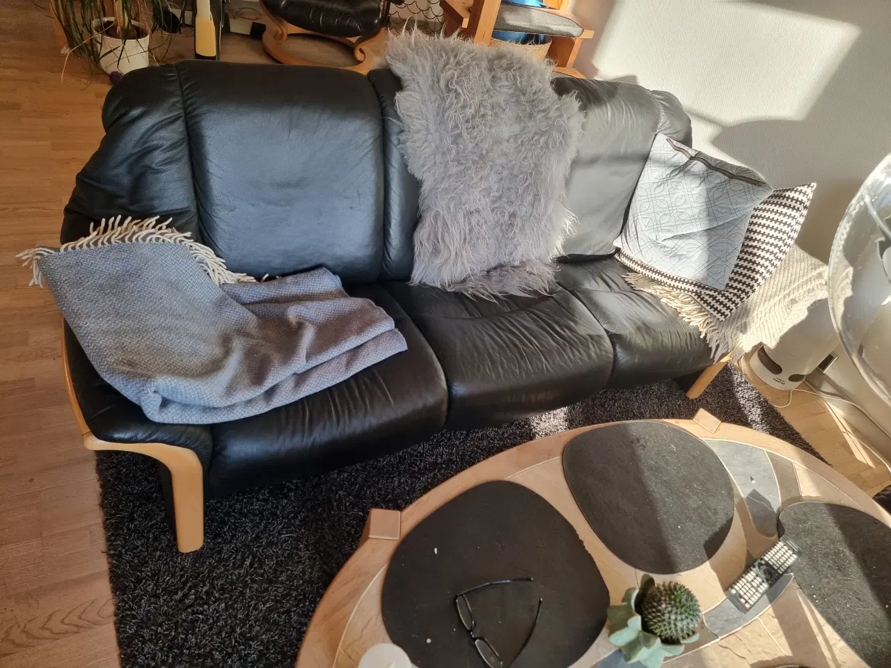 Billede 1 - Stressless lædersofa med vippefunktion