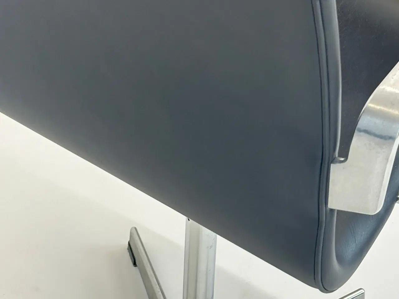 Billede 9 - Oxford 3271T Mødestol - Fritz Hansen (Sort)