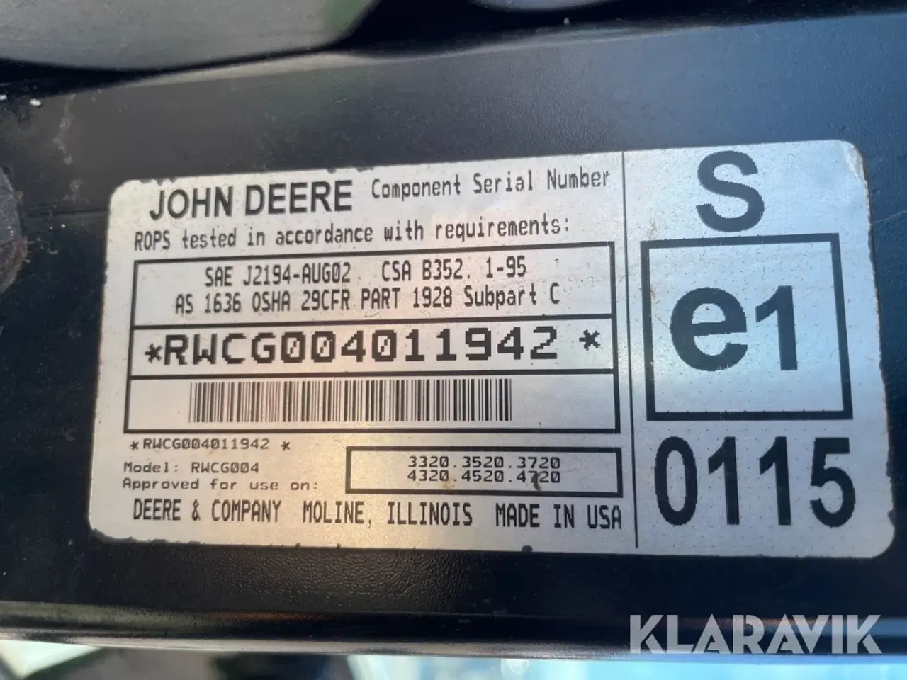 Billede 8 - Traktor med kost John Deere 3720
