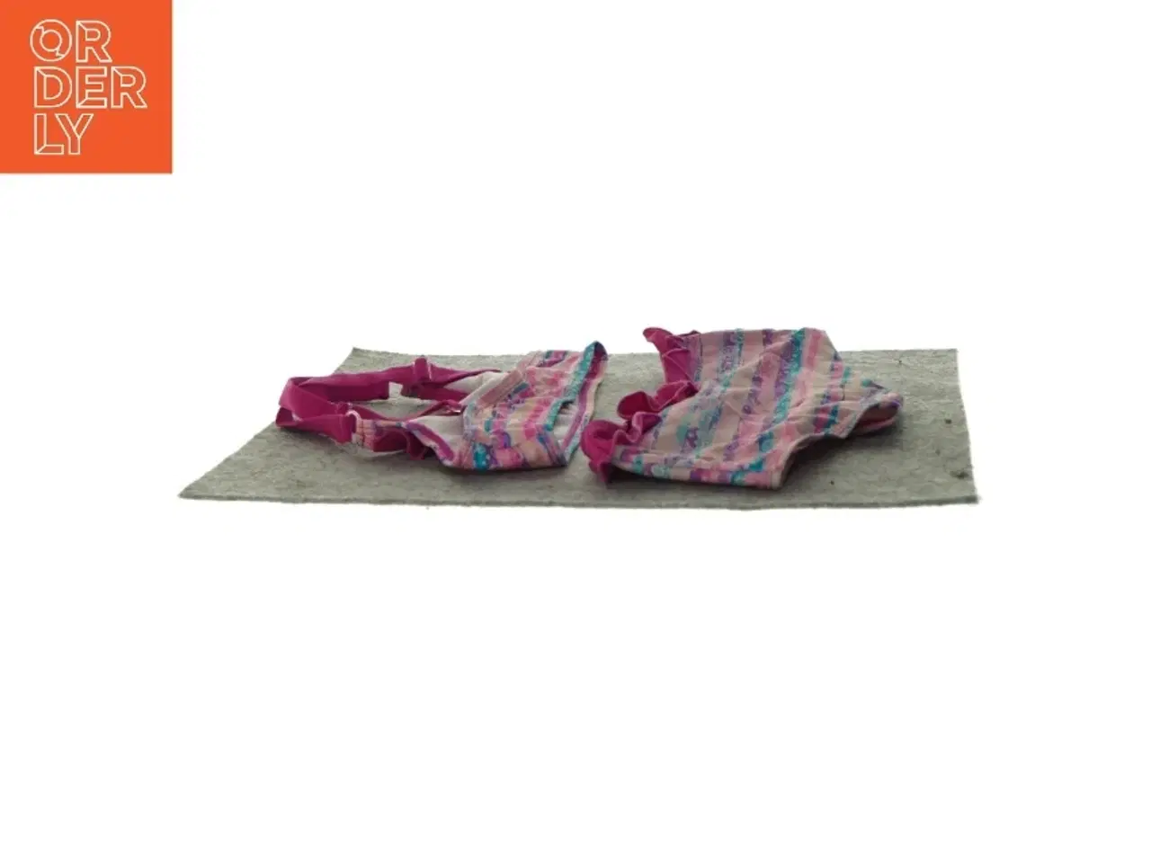 Billede 4 - Bikini (str. 104 til 110)