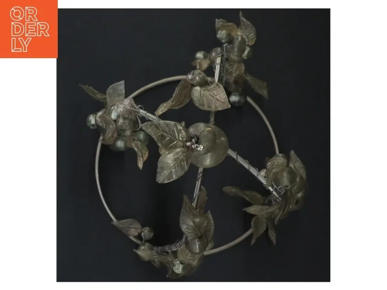 Billede 3 - Dekorativ antik kuppel med blade og bær (str. 28x15 cm)