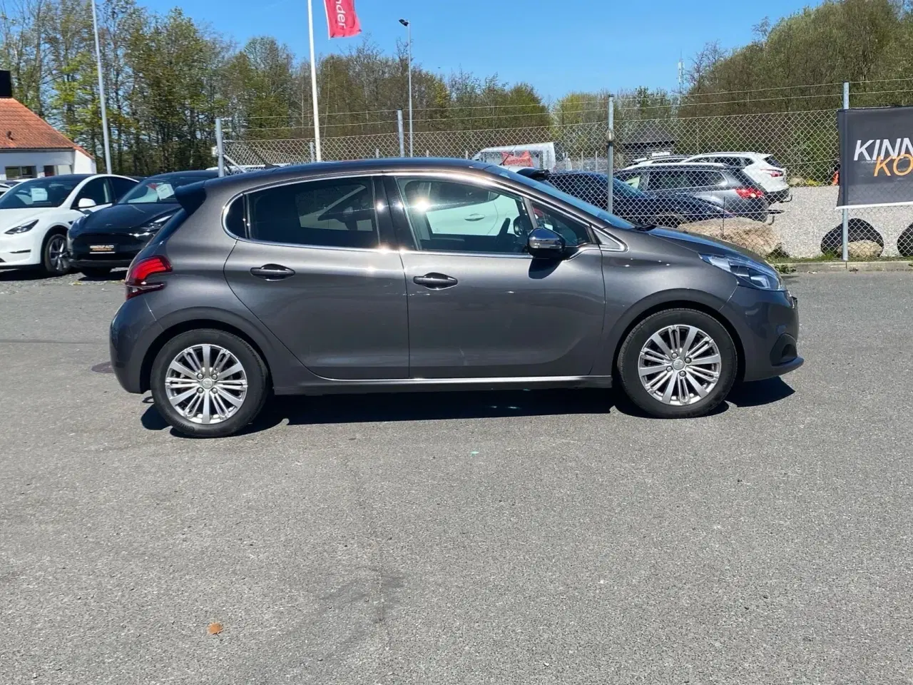 Billede 5 - Peugeot 208 1,5 BlueHDi Prestige 100HK 5d