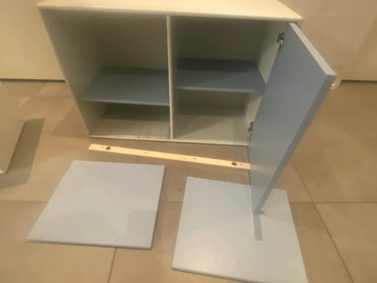 Billede 2 - Reol, Montana, b: 70 d: 30 h: 47