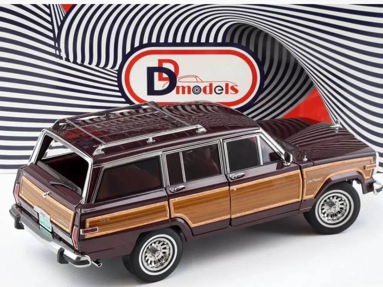 Billede 3 - 1:18 Jeep Grand Wagoneer 1991 mørk rød/træ