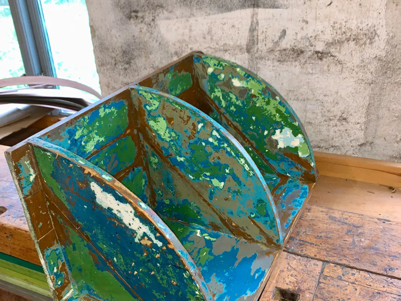 Billede 5 - Hjørnehylde med flot patina