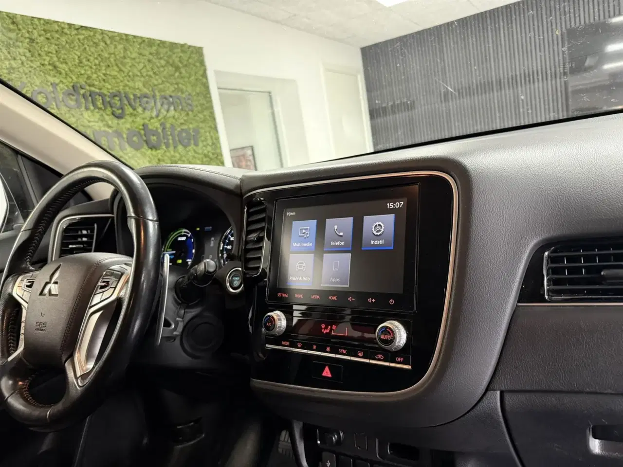 Billede 7 - Mitsubishi Outlander 2,4 PHEV  Plugin-hybrid Invite+ 4WD 224HK 5d 6g Trinl. Gear