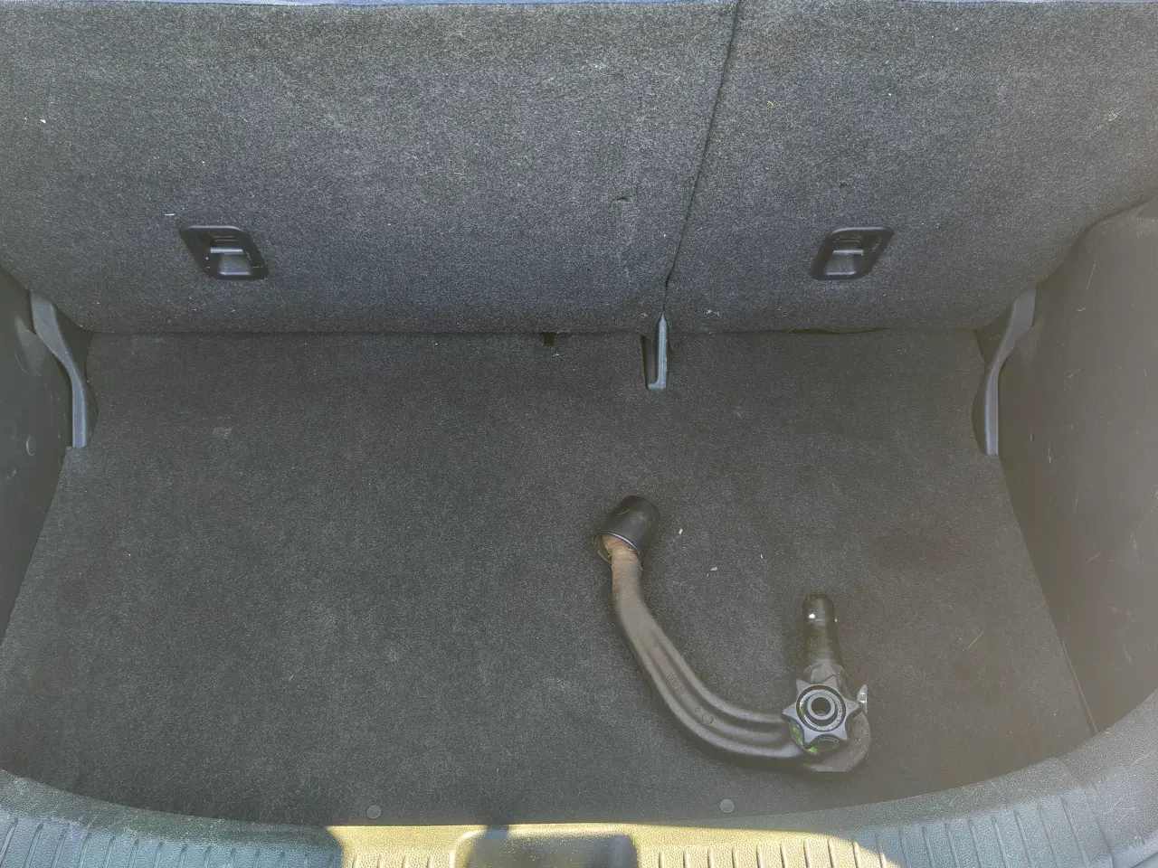 Billede 6 - Ny synet Mazda 2 1,3 med aftagelig træk sælges