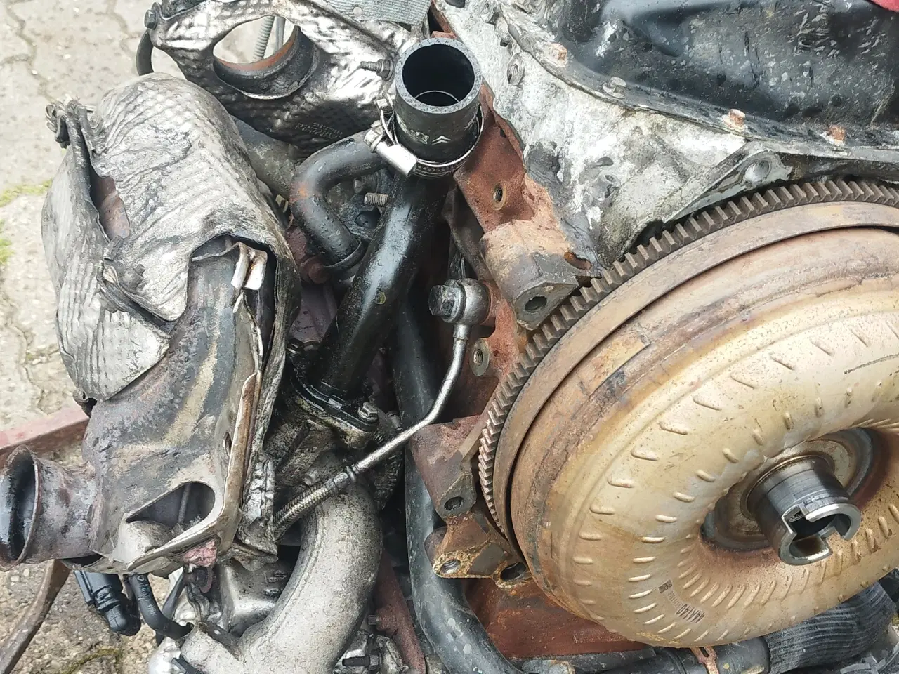 Billede 8 - Rezerve dele motor