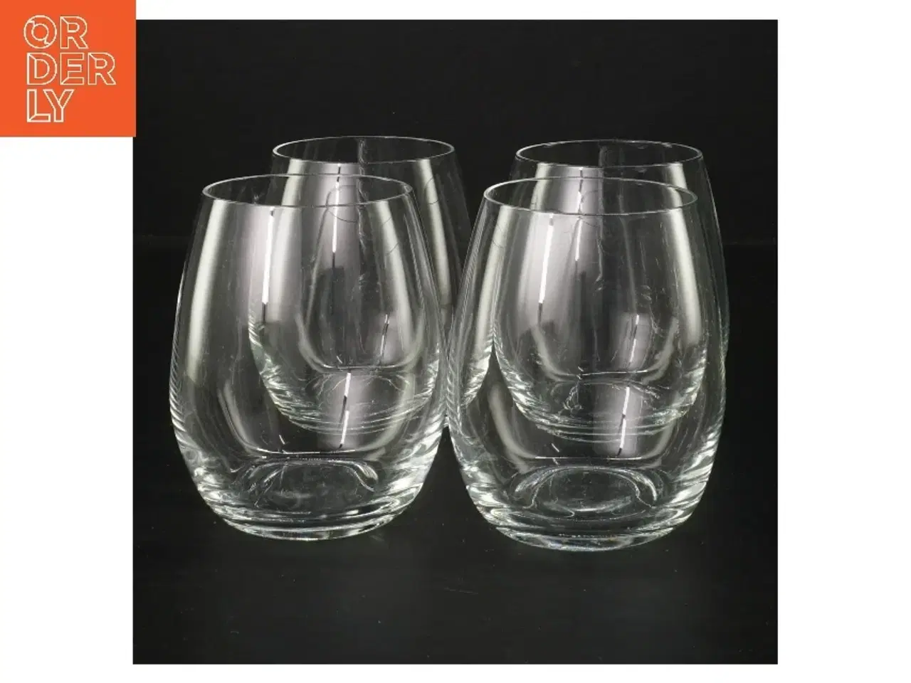 Billede 1 - Sæt af fire drikkeglas (str. Ø 6,5x10 cm)