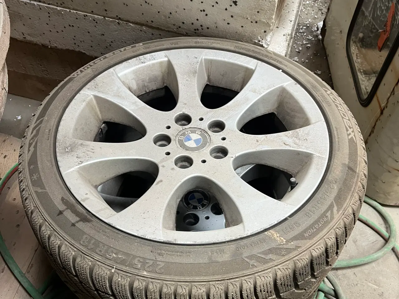 Billede 2 - Bmw fælge med vinterdæk