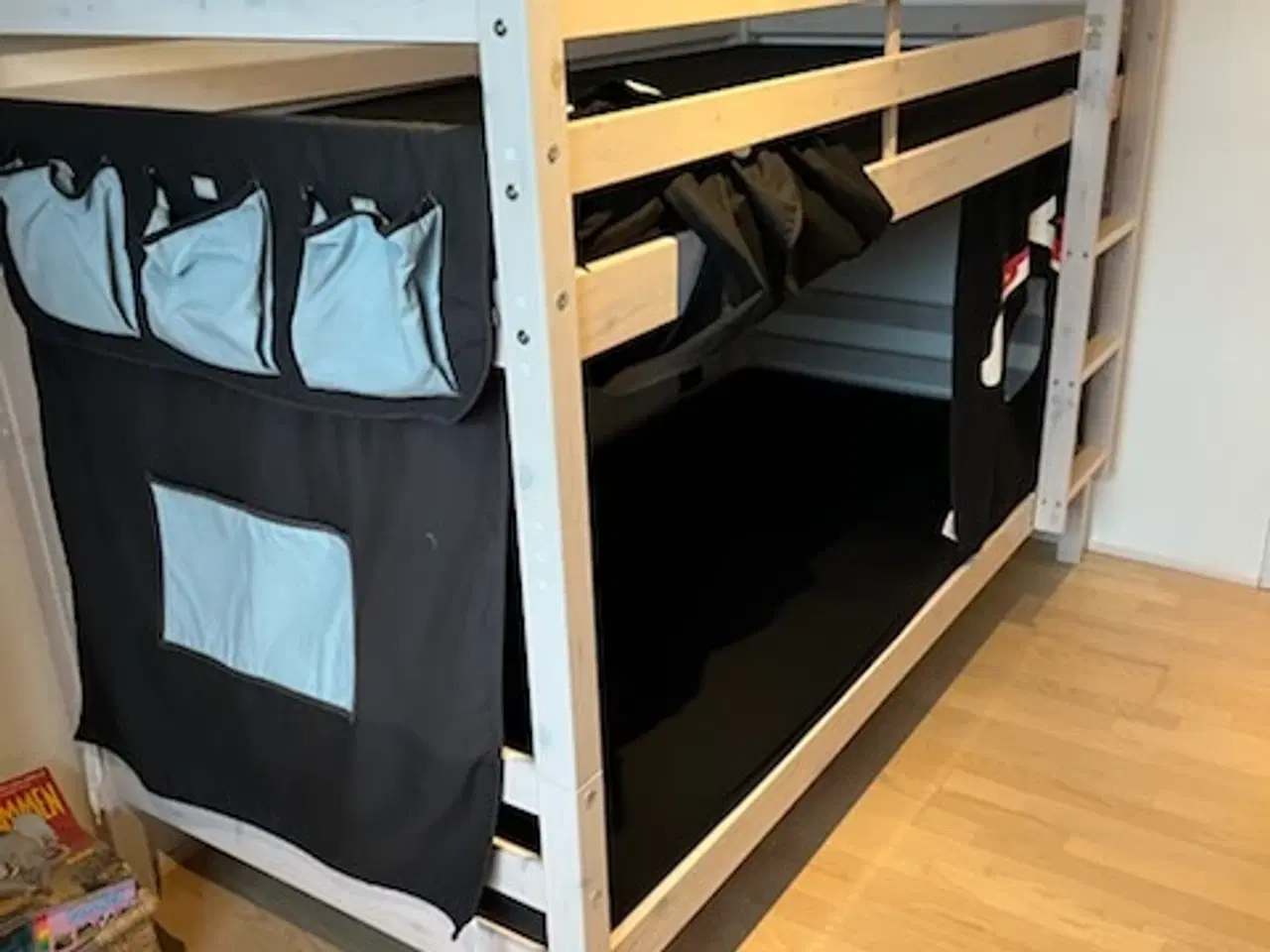 Billede 2 - Køjeseng kan skilles - og blive til 2 enkelt senge