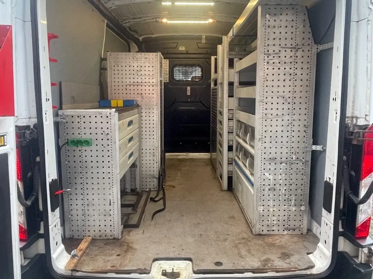 Billede 11 - Ford Transit 350 L2 Van 2,0 TDCi 170 Ambiente H2 FWD