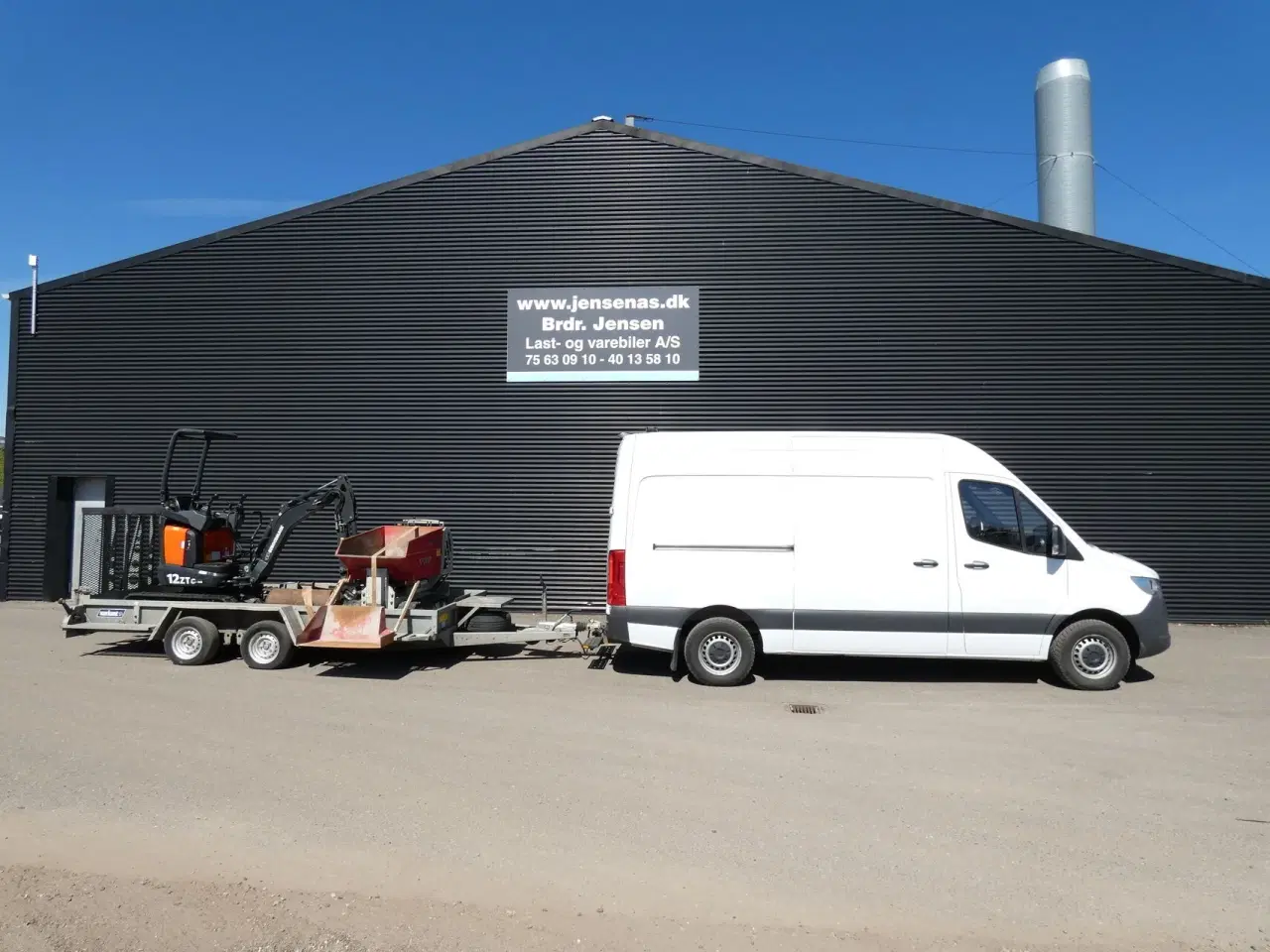Billede 1 - Mercedes-Benz Sprinter 317 2,0 CDI A2 H2 RWD 9G-Tronic 170HK Van Aut.