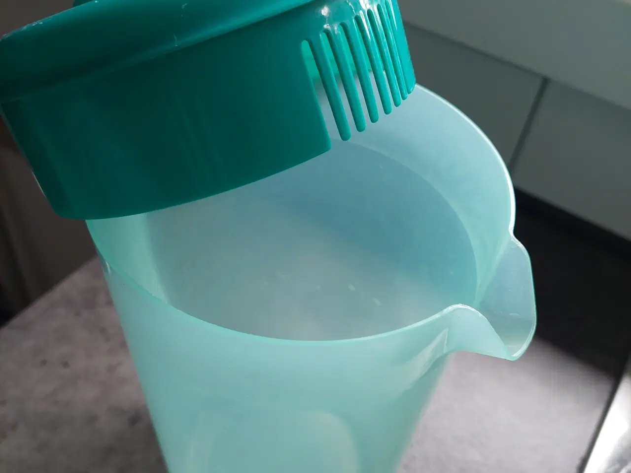 Billede 3 - vandkande med låg