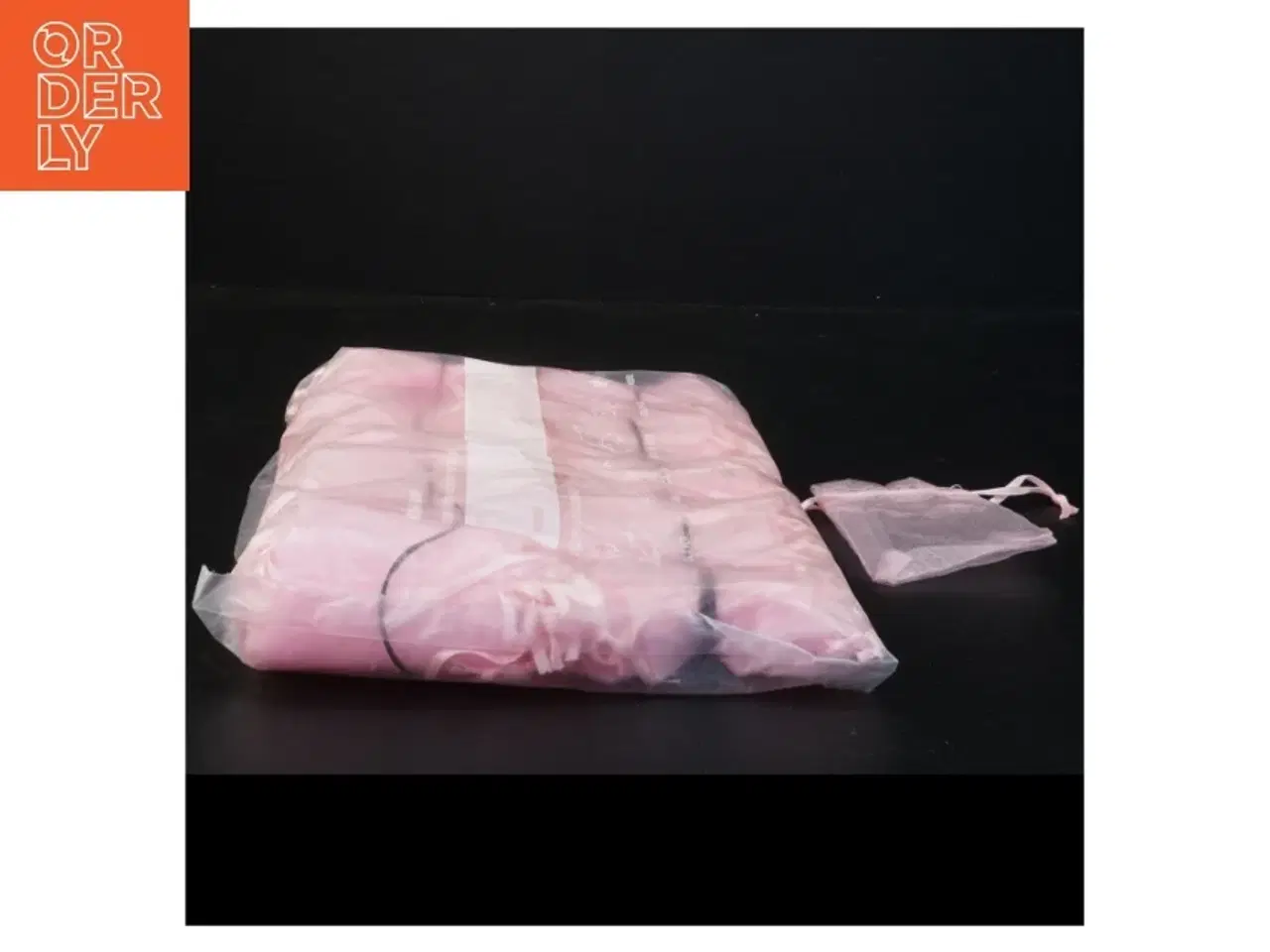Billede 2 - 100 Små rosa smykkeposer eller risposer i chiffon (str. 8,5 x 6,5 cm)